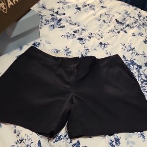 Loft Riviera Black Women's Shorts